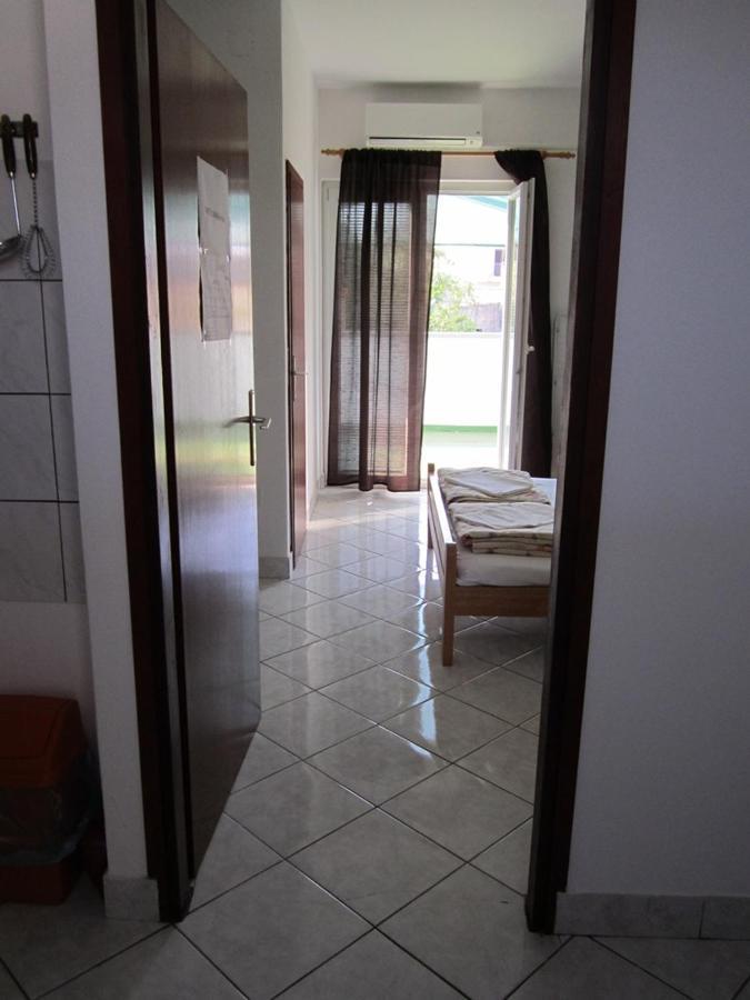 Apartmani Lukacic Biograd Na Moru Extérieur photo